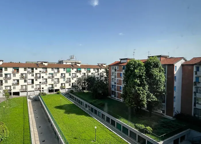 Repetti Suites - Two Adjacent & Independent s 10 Minutes To Milan City Centre & Linate Airport